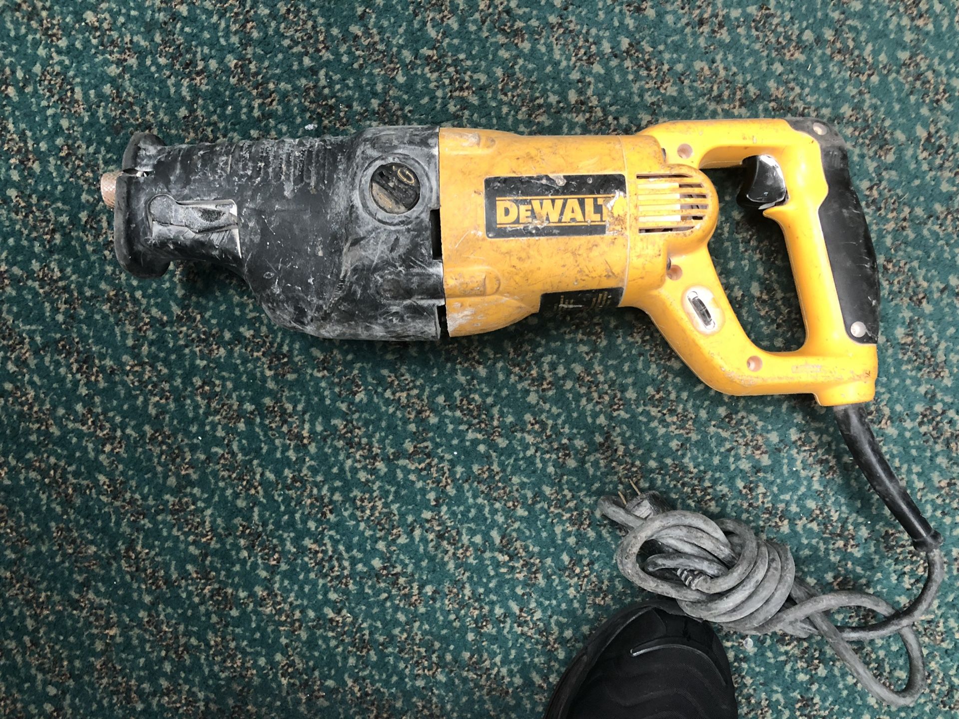 SAWZALL, Tools-Power DW311. Dewalt .. Negotiable