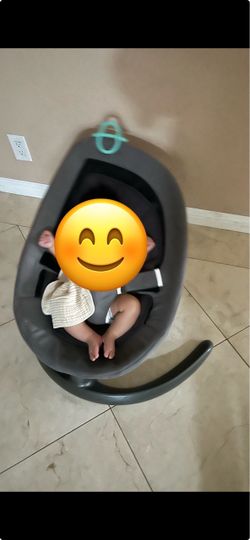Baby nuna swivel seat