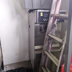 Ice Cream Machine $100