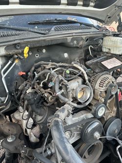 05 Yukon 4.8 engine ls motor  Silverado Tahoe c10 Ls swap