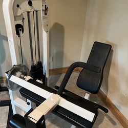 Leg curl machine