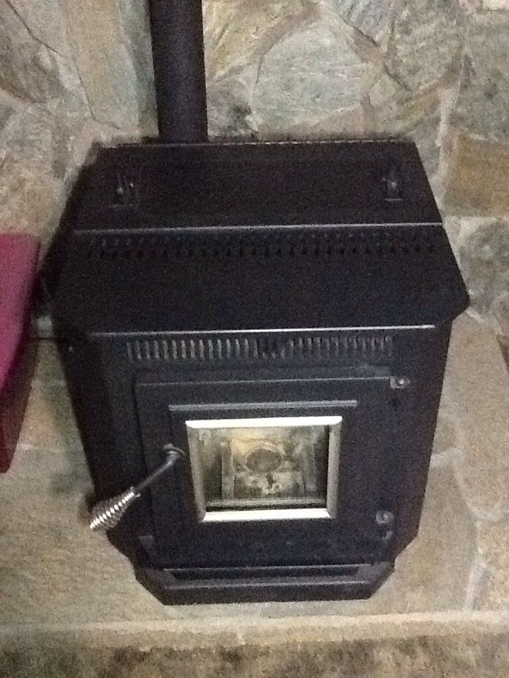 England stove works pellet stove model 25PDvc/55shp10 for Sale in