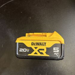 DEWALT XR 20V MAX Premium Lithium-lon 5.0Ah Battery Pack