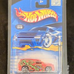 Hot Wheels 🔥 🛞 Vintage $10 Fandago Van , Protective Display Case Included 