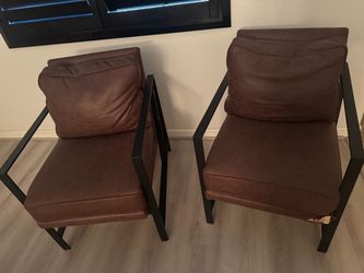 Accent Chairs