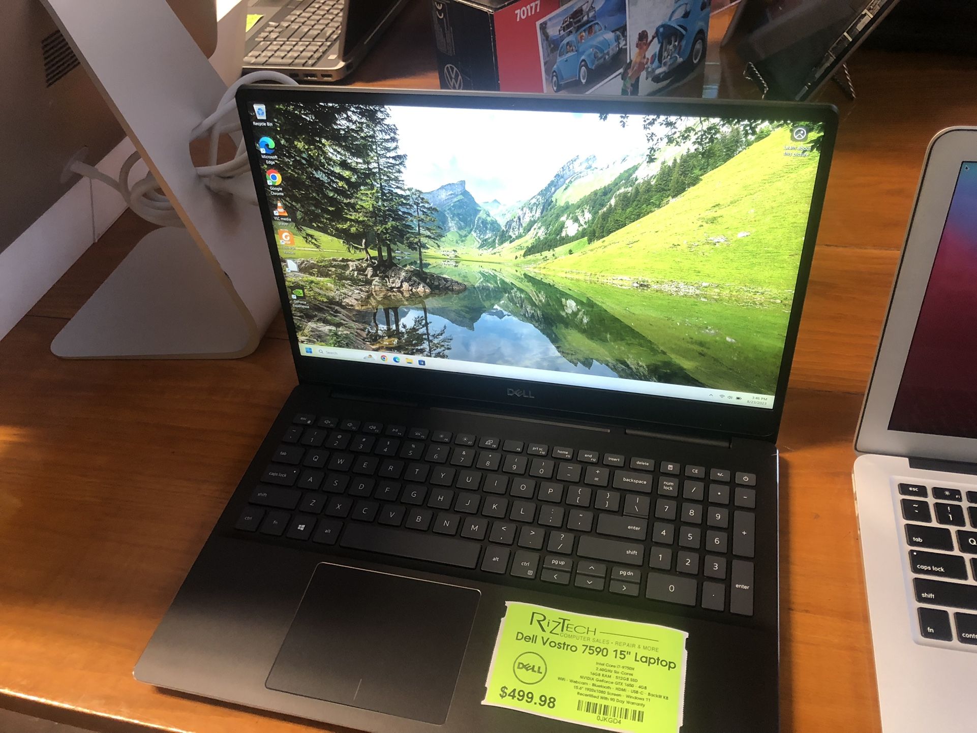 Dell Vostro 7590 15" Laptop