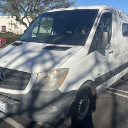 2014 Mercedes Sprinter 2500 Diesel Cargo Van