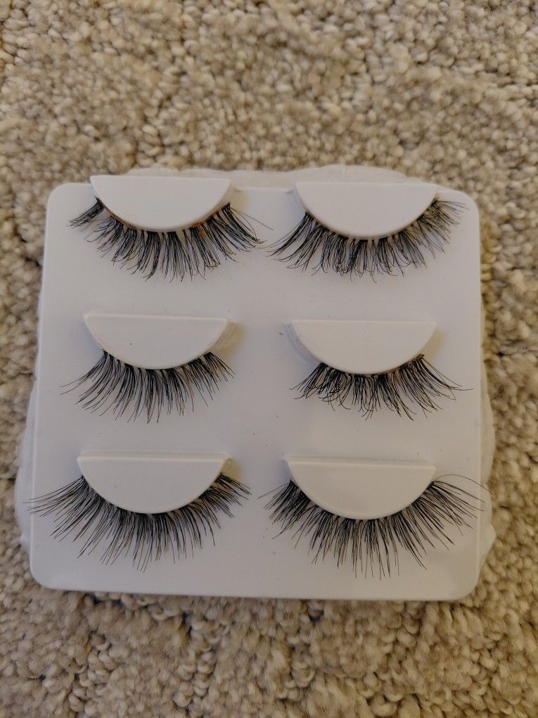 Realistic Thin Fake Lashes