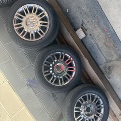Lincoln town car wheel set