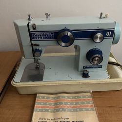 Vintage White Super Zigzag Sewing Machine Model 219 w/ Manuals & Case