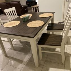 Farmhouse Dining Table 