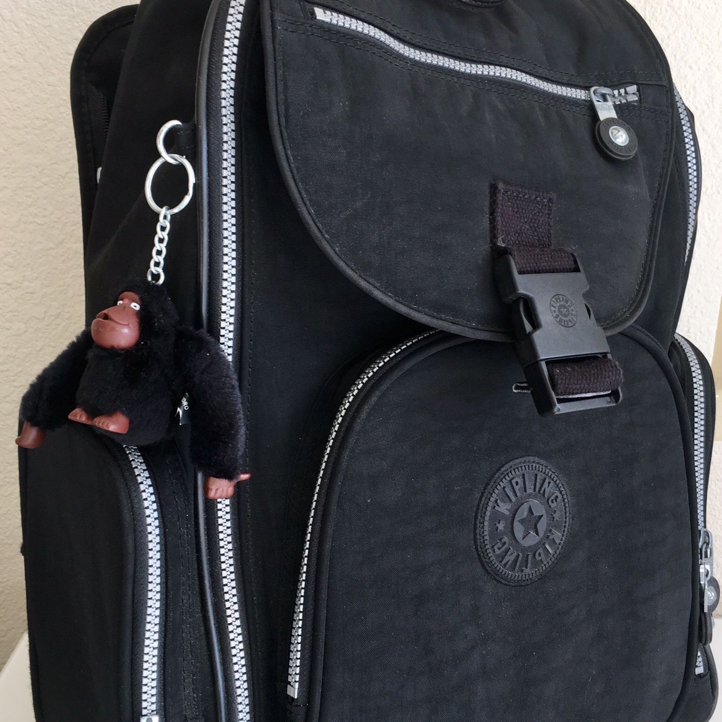 black lululemon belt bag black logo Everywhere Wordmark Crossbody 1L USA Gear CPAP Backpack MRK-EU-MEN-CAPITOL Your essentials Color:Black & Beige