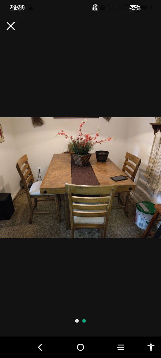Kitchen Dinette Table& Chairs