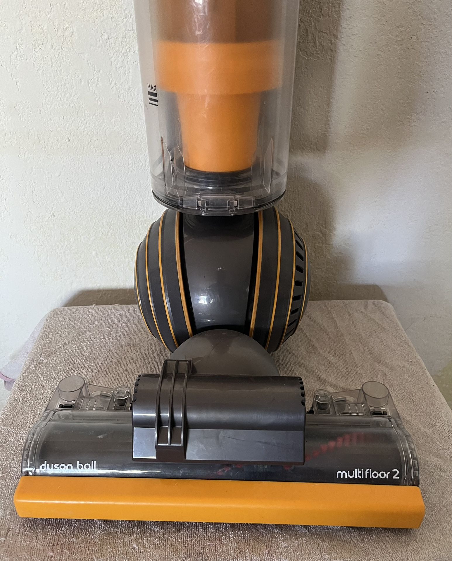 Dyson Upright Vacuum Cleaner UP19