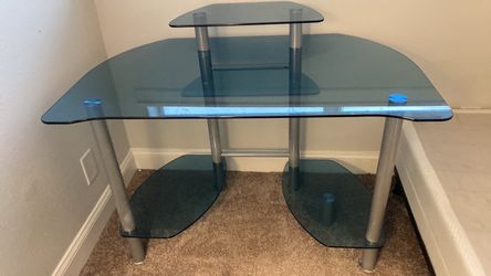 Computer desk