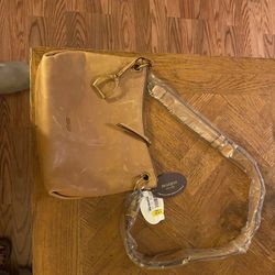 Margot leather purse 