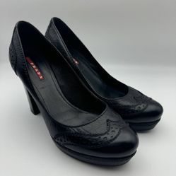 PRADA BLACK PATENT LEATHER BROGUE DESIGN HEELS SIZE 38.5
