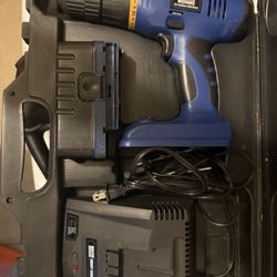 Master Mechanic 18V Cordless Drill/Driver kit