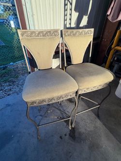 bar stools
