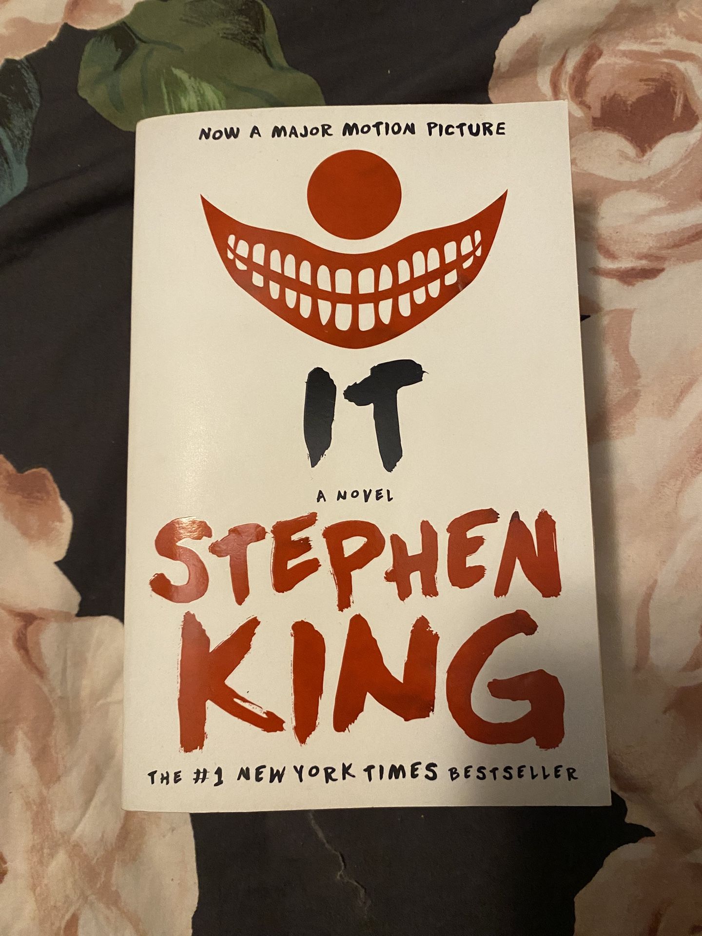 IT By Stephen King