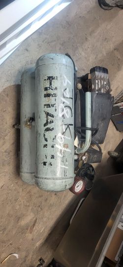 Hitachi Air Compressor
