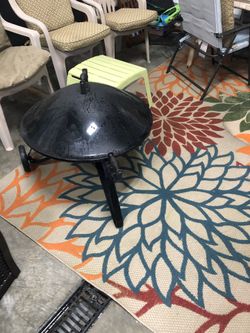 Fire pit on wheels