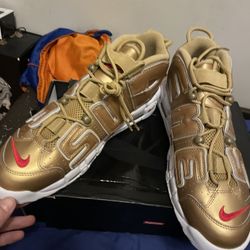 Uptempo Supremes Never Worn 