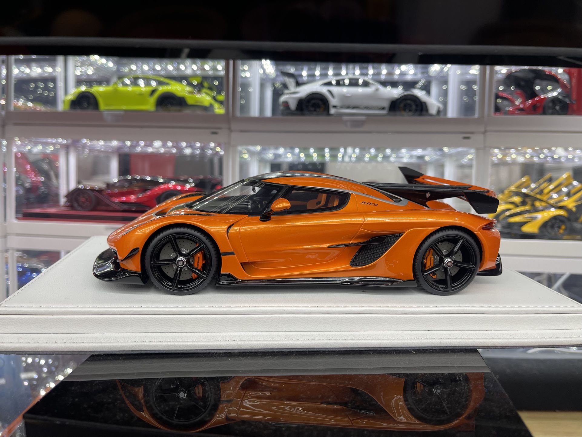 1/18 Koenigsegg Jesko