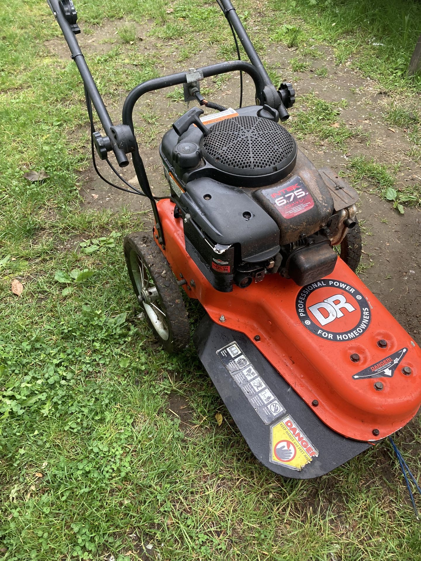 Dr Brush and Weed Trimmer