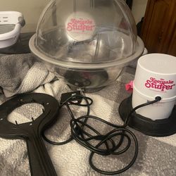 The Keepsake Stuffer Balloon With A Box of all kinds of balloons For $600.00 See More Below CASH ONLY PICK UP ONLY ALL SALES FINAL 