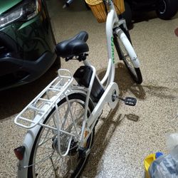 Nakto 26" White Electric