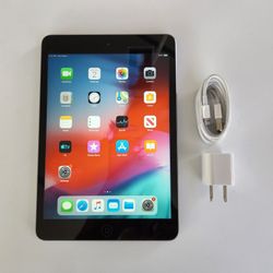 Apple iPad Mini 2 - Wifi - Like New 