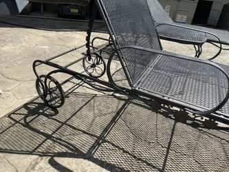 Woodard briarwood wrought iron adjustable chaise lounge sale