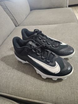 Nike React Baseball Cleats