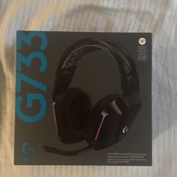 Logitech G733