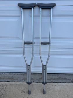 Guardian Aluminum Crutches 5’3” to 5’10”