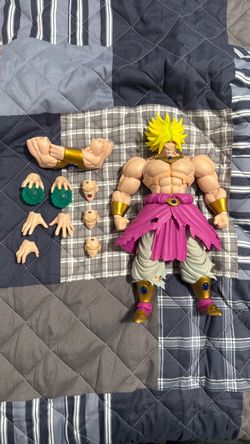 Shfiguarts’’ kong studios broly