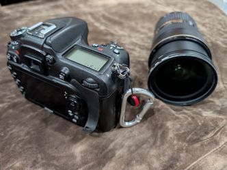 Nikon DSLR D7200 DX Format DSLR with a AF-S NIKKOR 24-70mm f/2.8G ED.