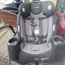 Price Is Firm.. Children's Front And Rear Facing Car Seat