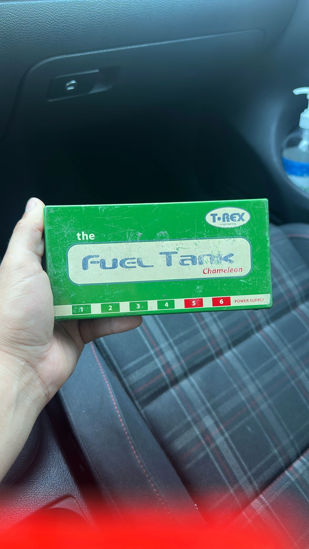Trex the fuel tank chameleon guitar pedal power supply