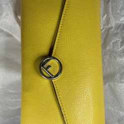 Yellow Fendi Wallet . Comes With Chain To Turn Into Purse 