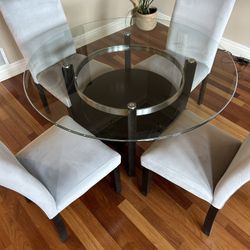 Dining Room Table 