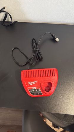 Milwaukee M12 charger