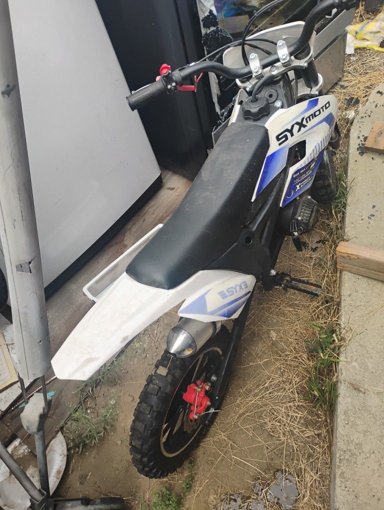 50cc 70cc Dirt Bike Four Stroke And Two Stroke
