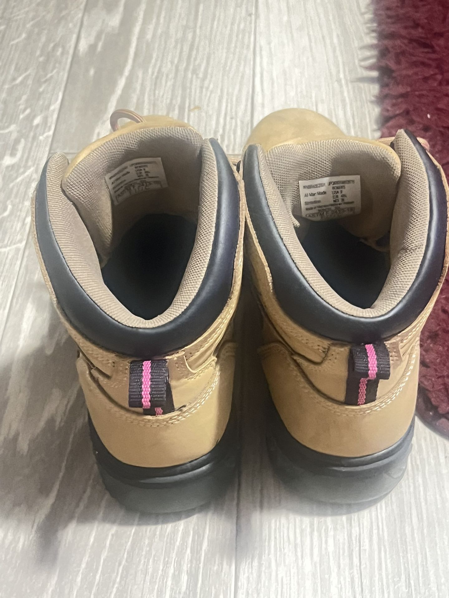 Steel Toe Boots Size 9 In Woman’s