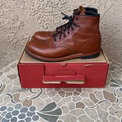 RED WING BOOTS 9016 SIZE 10 MENS 