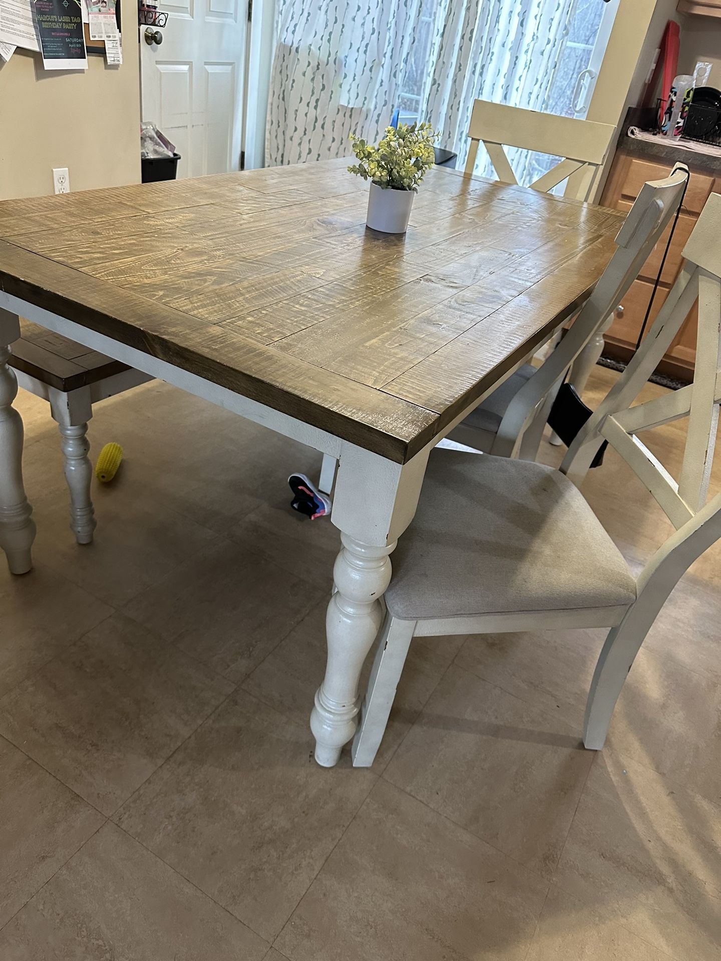 Kitchen Table 