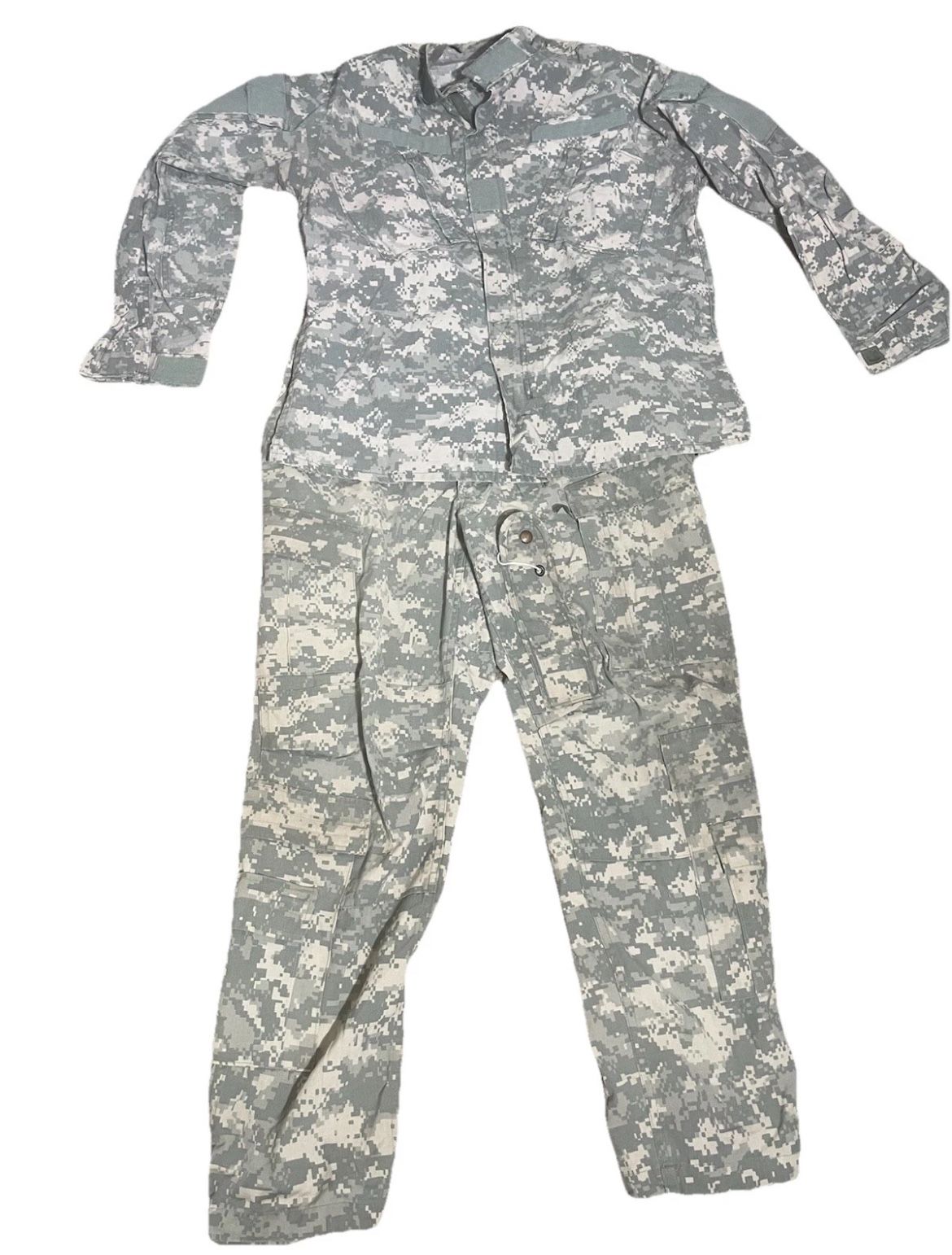 Army Combat Uniform Medium Regular Top & Bottom Medium Short Digital Camo