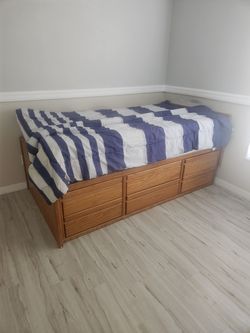Moving sale