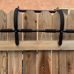 Pull Ups Bar